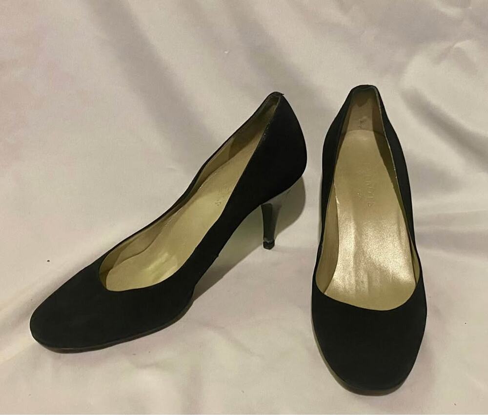 Talbots Black Suede Almond Toe Kitten Heel Pumps Size 7.5